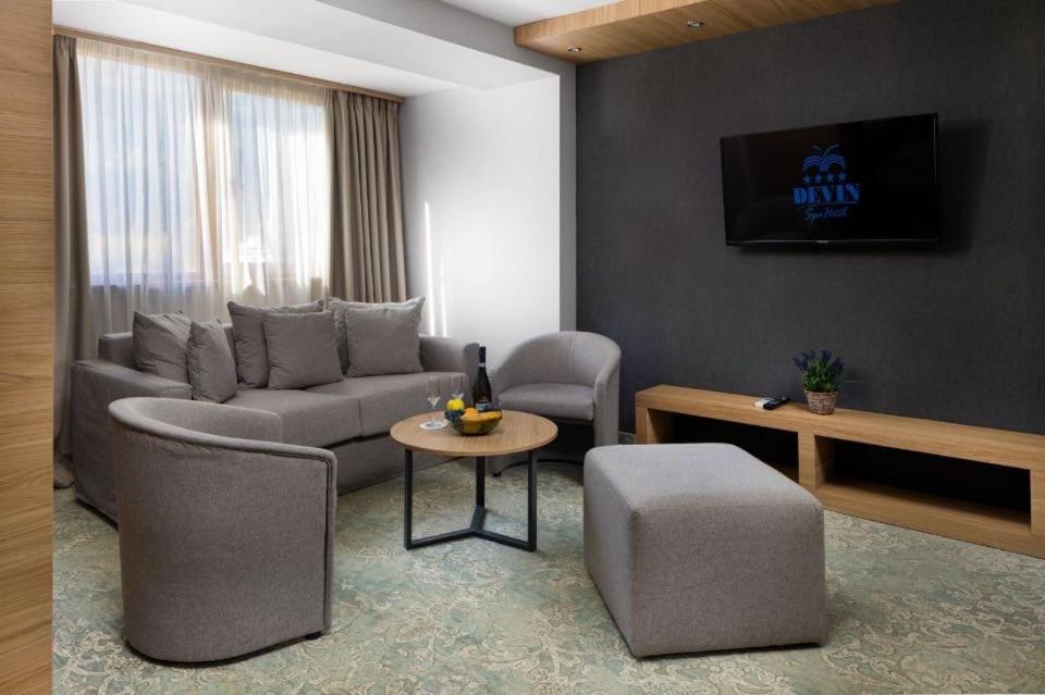Devin Spa Hotel エクステリア 写真