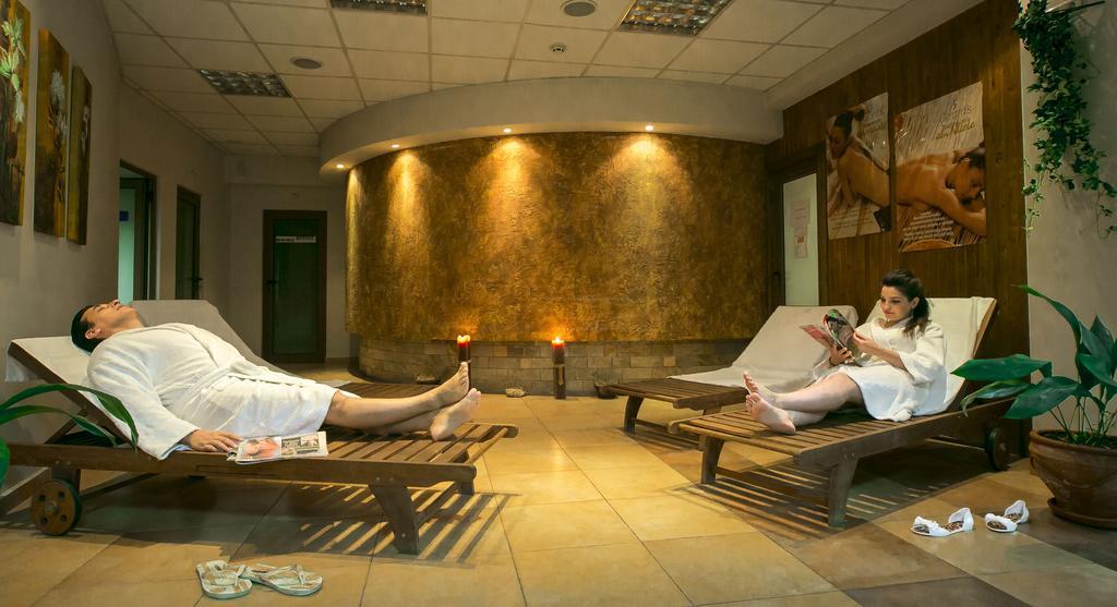 Devin Spa Hotel エクステリア 写真